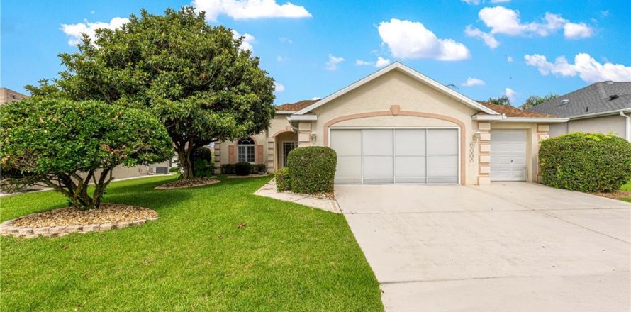 Casa en Ocala, Florida 3 dormitorios, 143.81 m2 № 2129187