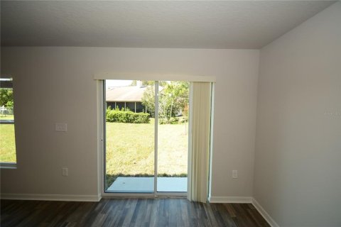 Villa ou maison à louer à Palm Coast, Floride: 5 chambres, 212.37 m2 № 1875871 - photo 12