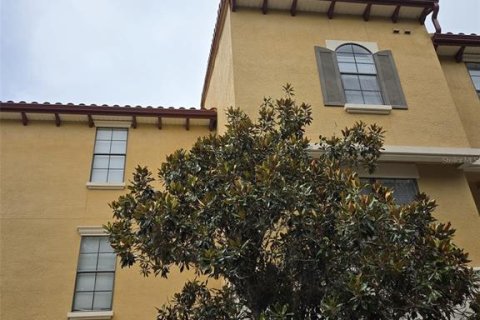 Adosado en alquiler en Orlando, Florida, 2 dormitorios, 126.44 m2 № 1821214 - foto 1