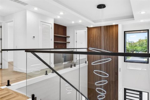 Купить виллу или дом в Тампа, Флорида 11 комнат, 414.81м2, № 2119165 - фото 28