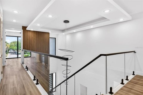 Купить виллу или дом в Тампа, Флорида 11 комнат, 414.81м2, № 2119165 - фото 27