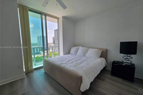 Condo in Miami, Florida, 2 bedrooms  № 2052948 - photo 8