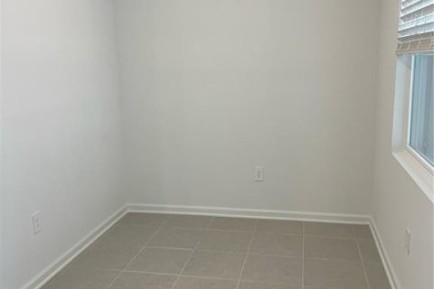 Casa en alquiler en Clermont, Florida, 6 dormitorios, 245.54 m2 № 1895067 - foto 12