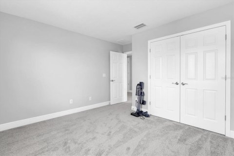 House in Odessa, Florida 5 bedrooms, 309.92 sq.m. № 1835136 - photo 27