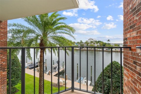 Touwnhouse à louer à Fort Lauderdale, Floride: 2 chambres, 176.89 m2 № 2069094 - photo 26