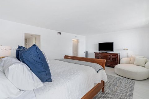 Touwnhouse à louer à Fort Lauderdale, Floride: 2 chambres, 176.89 m2 № 2069094 - photo 23