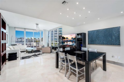Copropriété à louer à Miami Beach, Floride: 3 chambres, 197.14 m2 № 1737505 - photo 12