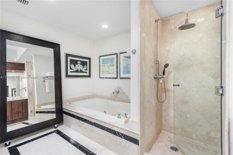 Copropriété à louer à Miami Beach, Floride: 3 chambres, 197.14 m2 № 1737505 - photo 22