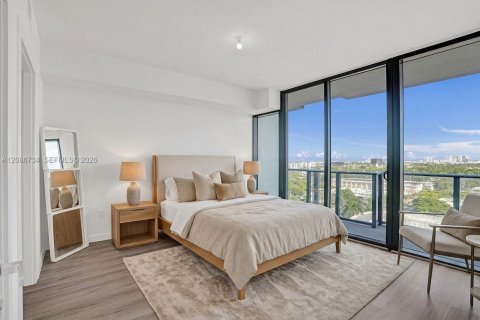 Condo in Hallandale Beach, Florida, 1 bedroom  № 2381492 - photo 7
