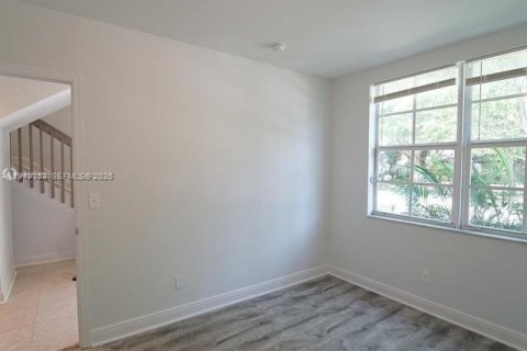 Снять в аренду таунхаус в Плантация, Флорида 4 спальни, 278.71м2, № 2005609 - фото 8