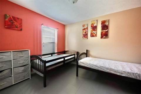 House in Brooksville, Florida 3 bedrooms, 117.06 sq.m. № 2210443 - photo 18