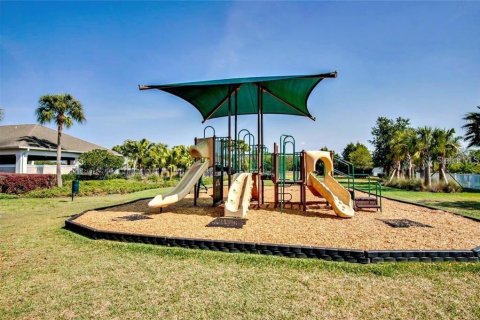 House in Brooksville, Florida 3 bedrooms, 117.06 sq.m. № 2210443 - photo 28