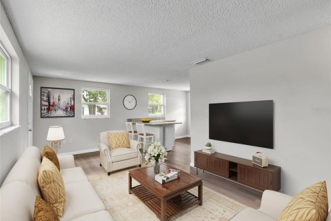 Villa ou maison à vendre à Gibsonton, Floride: 2 chambres, 62.43 m2 № 1900381 - photo 9