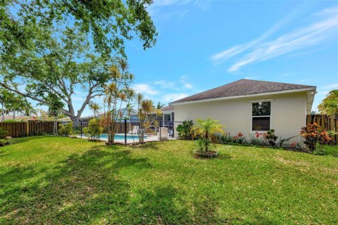 Купить виллу или дом в Порт-Сент-Луси, Флорида 3 спальни, 133.78м2, № 2049164 - фото 18