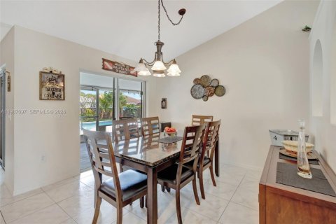 Купить виллу или дом в Порт-Сент-Луси, Флорида 3 спальни, 133.78м2, № 2049164 - фото 14