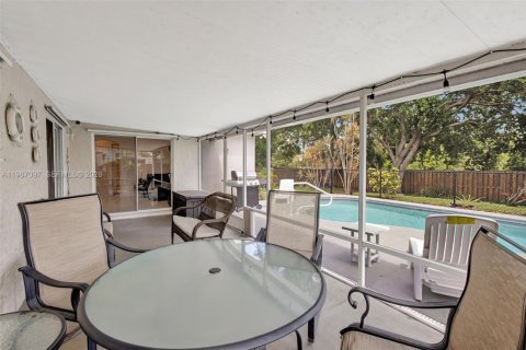 Купить виллу или дом в Порт-Сент-Луси, Флорида 3 спальни, 133.78м2, № 2049164 - фото 21