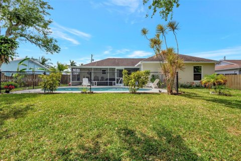 Купить виллу или дом в Порт-Сент-Луси, Флорида 3 спальни, 133.78м2, № 2049164 - фото 19