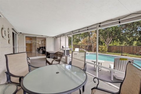 Купить виллу или дом в Порт-Сент-Луси, Флорида 3 спальни, 133.78м2, № 2049164 - фото 22