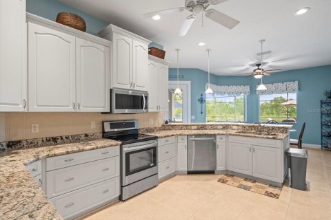 Casa en venta en Weeki Wachee, Florida, 3 dormitorios, 291.81 m2 № 1888562 - foto 23