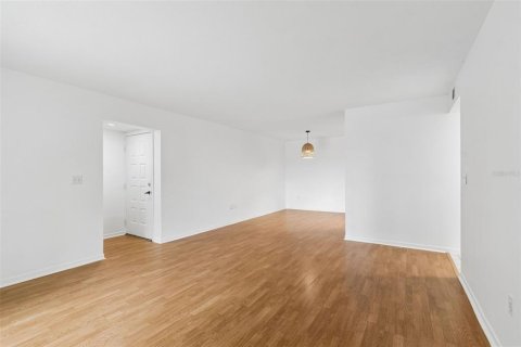 Condo in Clearwater, Florida, 1 bedroom № 2114904 - photo 10