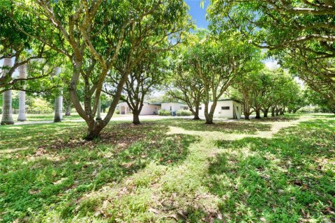 House in Cutler Bay, Florida 3 bedrooms, 158.77 sq.m. № 1977416 - photo 8