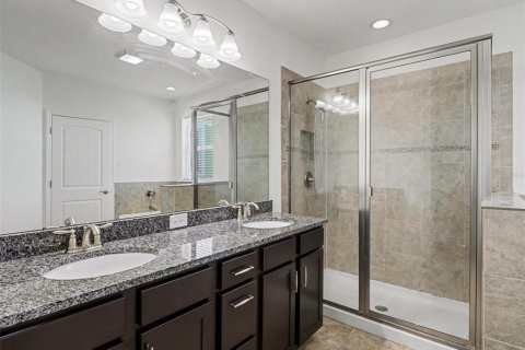 House in Apollo Beach, Florida 4 bedrooms, 251.39 sq.m. № 2141097 - photo 16