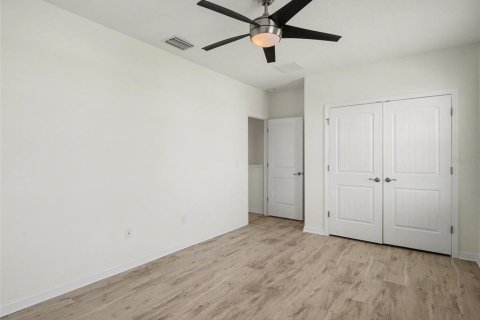 House in Apollo Beach, Florida 4 bedrooms, 251.39 sq.m. № 2141097 - photo 19