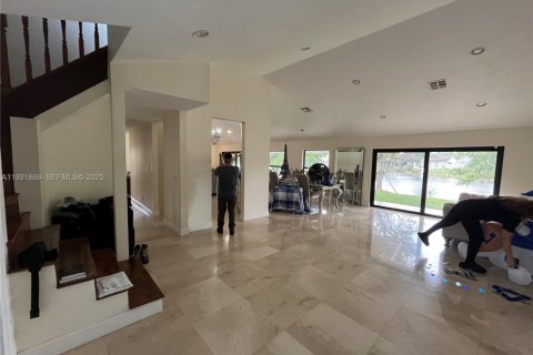 Купить виллу или дом в Купер-Сити, Флорида 4 спальни, 230.4м2, № 1992873 - фото 5