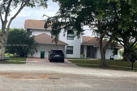 Купить виллу или дом в Купер-Сити, Флорида 4 спальни, 230.4м2, № 1992873 - фото 4