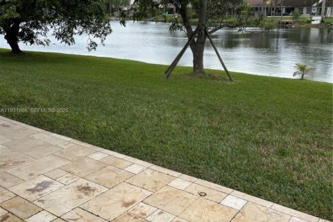 Купить виллу или дом в Купер-Сити, Флорида 4 спальни, 230.4м2, № 1992873 - фото 28