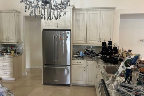 Купить виллу или дом в Купер-Сити, Флорида 4 спальни, 230.4м2, № 1992873 - фото 26