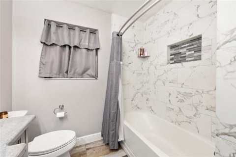 Immobilier commercial à vendre à Crystal River, Floride: 389.54 m2 № 2143496 - photo 25