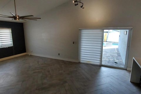Casa en venta en Dania Beach, Florida, 3 dormitorios, 165.37 m2 № 1874399 - foto 16