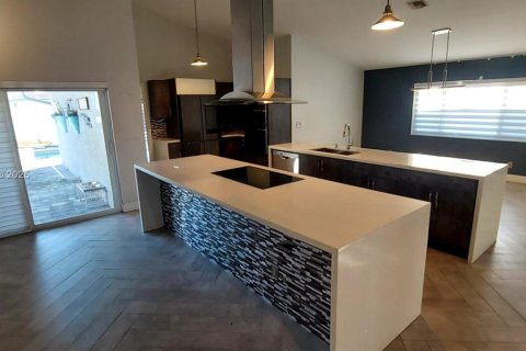 Casa en venta en Dania Beach, Florida, 3 dormitorios, 165.37 m2 № 1874399 - foto 10