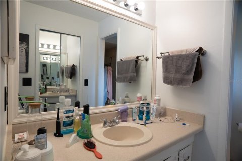 Villa ou maison à vendre à Casselberry, Floride: 4 chambres, 185.62 m2 № 2287374 - photo 21