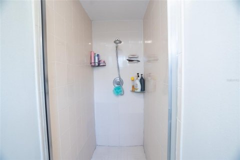 Villa ou maison à vendre à Casselberry, Floride: 4 chambres, 185.62 m2 № 2287374 - photo 23