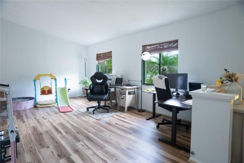 Villa ou maison à vendre à Casselberry, Floride: 4 chambres, 185.62 m2 № 2287374 - photo 14