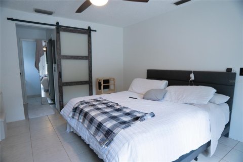 Villa ou maison à vendre à Casselberry, Floride: 4 chambres, 185.62 m2 № 2287374 - photo 17