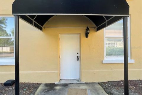 Propiedad comercial en alquiler en Tavares, Florida, 309.92 m2 № 1642096 - foto 24