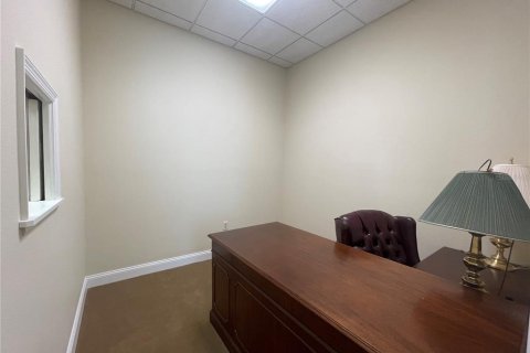 Propiedad comercial en alquiler en Tavares, Florida, 309.92 m2 № 1642096 - foto 17