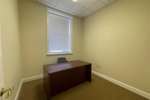 Propiedad comercial en alquiler en Tavares, Florida, 309.92 m2 № 1642096 - foto 9