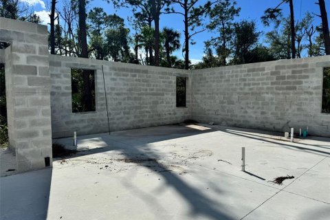 House in Port Charlotte, Florida 3 bedrooms, 156.17 sq.m. № 1800626 - photo 2