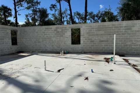 House in Port Charlotte, Florida 3 bedrooms, 156.17 sq.m. № 1800626 - photo 3
