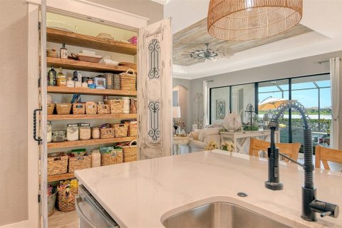 House in Bradenton, Florida 3 bedrooms, 258.18 sq.m. № 1799874 - photo 21