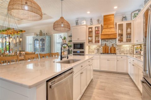 House in Bradenton, Florida 3 bedrooms, 258.18 sq.m. № 1799874 - photo 18