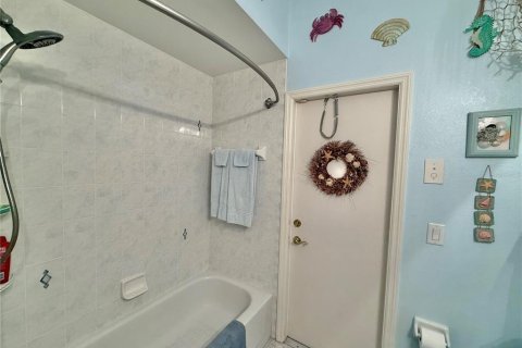Casa en venta en North Port, Florida, 3 dormitorios, 168.99 m2 № 2151300 - foto 13