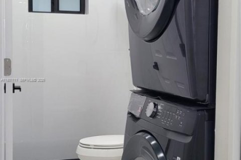 Снять в аренду виллу или дом в Опа-Локка, Флорида 2 спальни, 137.96м2, № 1989789 - фото 10