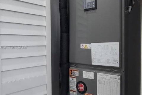 Снять в аренду виллу или дом в Опа-Локка, Флорида 2 спальни, 137.96м2, № 1989789 - фото 18