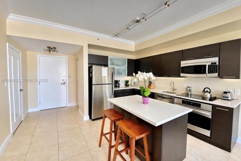 Condominio en venta en Miami, Florida, 1 dormitorio, 78.6 m2 № 2375948 - foto 5