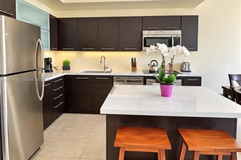 Condominio en venta en Miami, Florida, 1 dormitorio, 78.6 m2 № 2375948 - foto 7